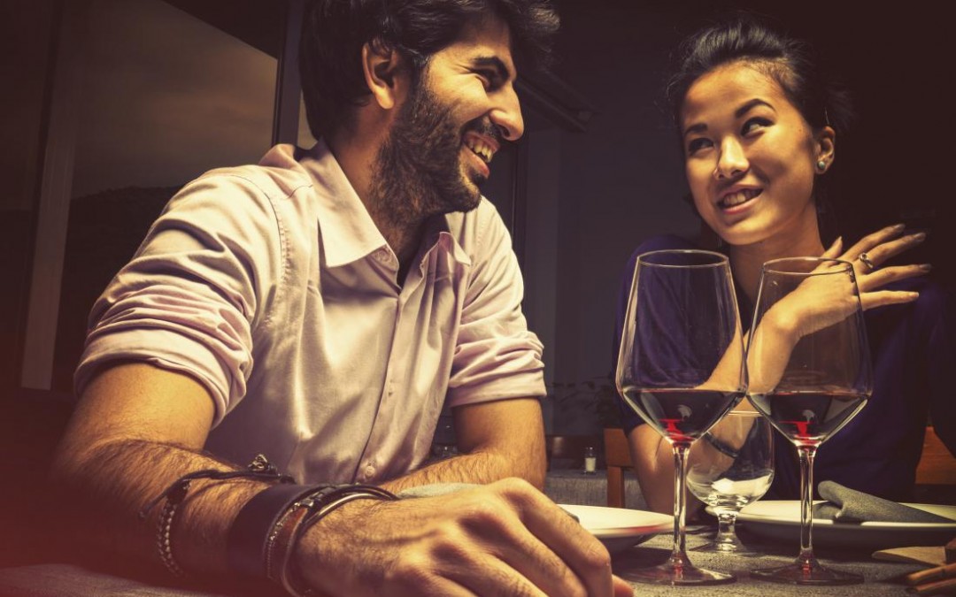 First Date Conversation: 5 Things Research Says You Should Talk About